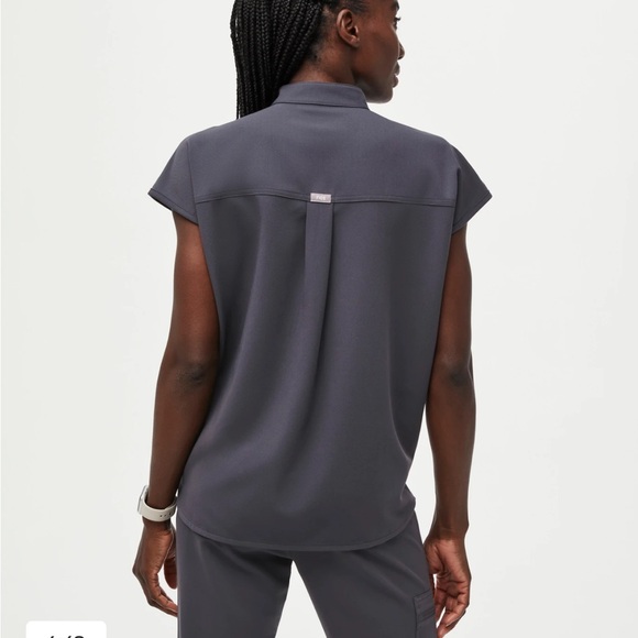 Figs Rafaela Oversized Scrub Top - Picture 2 of 5